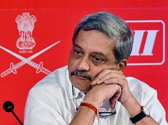 Congress March Manohar Parrikar Home demands resignation in 48 hr
