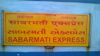 Sabarmati Express delayed by 3 hours as Cow hit by the engine