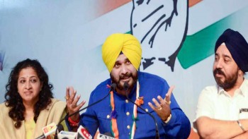 Siddhu saya Modi Government is puppent in hands of Adani Ambani
