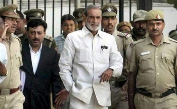 1984 Anti Sikh Riots Convict Sajjan Kumar handed over resignation to Rahul Gandhi