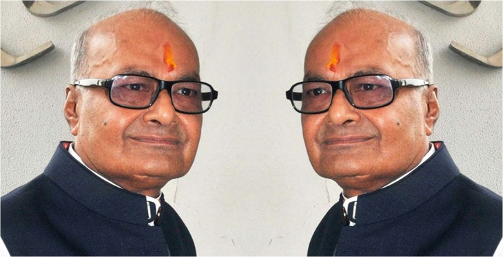 अपनी ही बात से पलटे मलैया, पहले बोले प्रदेश क़र्ज़ में, बाद में बोले वित्तीय हालत बिलकुल ठीक अपनी ही बात से पलटे मलैया, पहले बोले प्रदेश क़र्ज़ में, बाद में बोले वित्तीय हालत बिलकुल ठीक