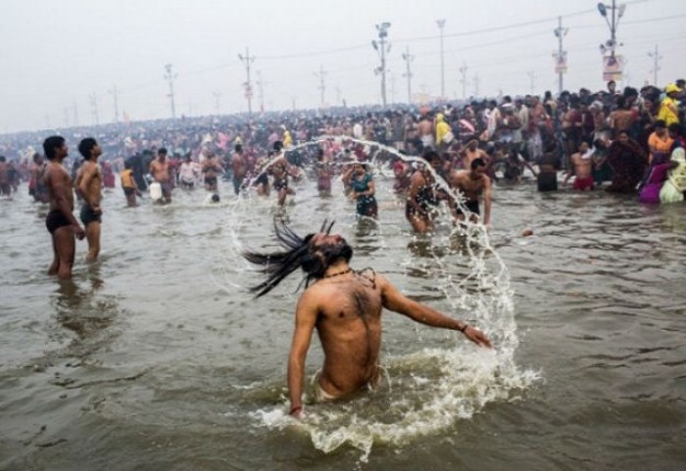 450 साल से प्रयागराज किले में बंद था अक्षयवट, अब श्रद्धालु करेंगे दर्शन - कुंभ के पहले अक्षयवट और सरस्वती कूप जनता के लिए खोले गए