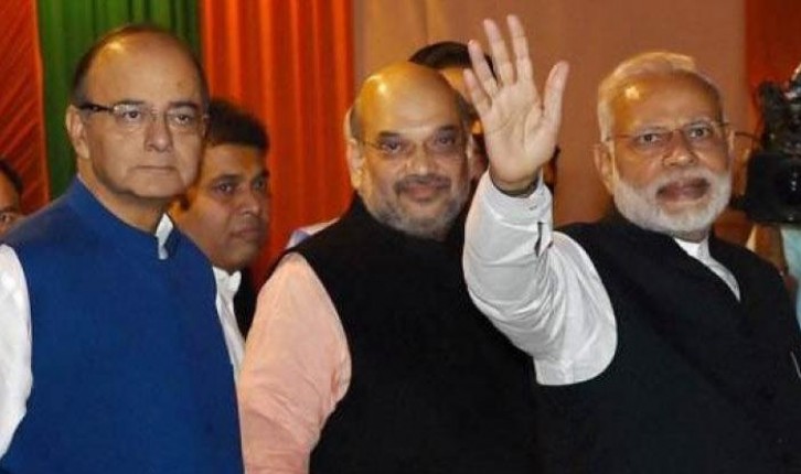 अरुण जेटली की जोरदार पिच के बाद, भारत माता की जय के नारों के बीच लोकसभा में 10 प्रतिशत सवर्ण आरक्षण बिल पास अरुण जेटली की जोरदार पिच के बाद, भारत माता की जय के नारों के बीच लोकसभा में 10 प्रतिशत सवर्ण आरक्षण बिल पास