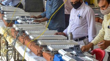 BJP leader moves SC seeking removal of party symbols on EVMs