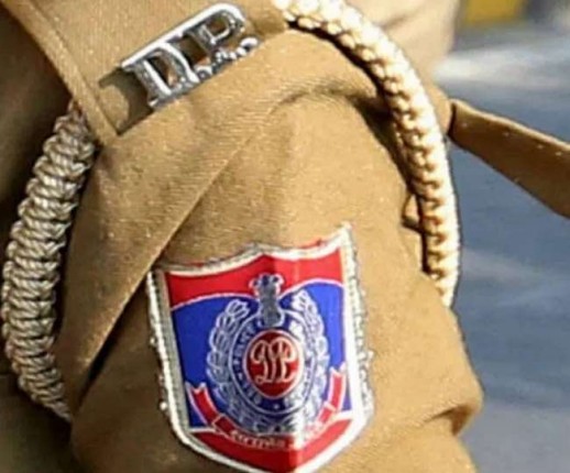 एक ही संपत्ति को कई बार गिरवी रख 20 करोड़ रु की ठगी करने के मामले में चार गिरफ्तार एक ही संपत्ति को कई बार गिरवी रख 20 करोड़ रु की ठगी करने के मामले में चार गिरफ्तार