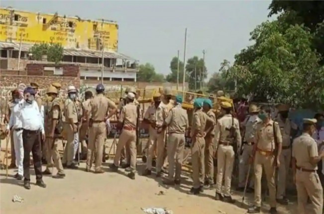 हाथरस में दिल्ली जैसी हिंसा भड़काने के लिए विदेश से जुटाया जा रहा था धन