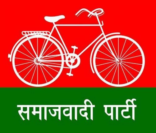उत्तर प्रदेश: गोरखपुर के शौचालयों को समाजवादी पार्टी के रंग में रंगने पर भड़के कार्यकर्ता, कही ये बात उत्तर प्रदेश: गोरखपुर के शौचालयों को समाजवादी पार्टी के रंग में रंगने पर भड़के कार्यकर्ता, कही ये बात