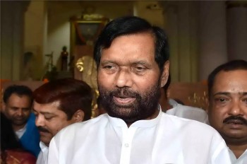 Union minister Ram Vilas Paswan died in Delhi, son Chirag tweeted information