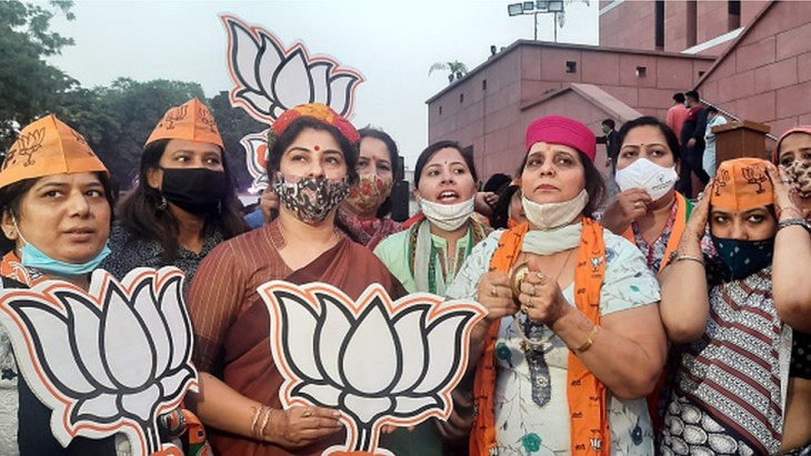 By-poll Results 2020: बीजेपी ने 59 में से 40 सीटें जीती, गुजरात, उत्तर प्रदेश, मध्य प्रदेश, मणिपुर में शानदार प्रदर्शन By-poll Results 2020: बीजेपी ने 59 में से 40 सीटें जीती, गुजरात, उत्तर प्रदेश, मध्य प्रदेश, मणिपुर में शानदार प्रदर्शन