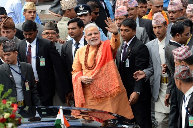वाराणसी में मोदी: देव दीपावली मनाने आज अपने संसदीय क्षेत्र जाएंगे PM मोदी, गंगा घाट पर जलाए जाएंगे 11 लाख दिए वाराणसी में मोदी: देव दीपावली मनाने आज अपने संसदीय क्षेत्र जाएंगे PM मोदी, गंगा घाट पर जलाए जाएंगे 11 लाख दिए