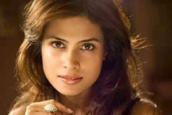 Bengali actress aarya banrajee model found dead in South Kolkata residence