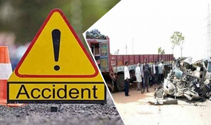 हैदराबाद: कार दुर्घटना में एक ही परिवार के 6 सदस्यों की मौत, 5 घायल