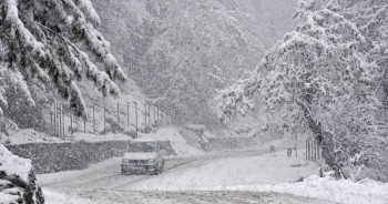 Jammu and Kashmir received heavy snowfall and rain on Wednesday