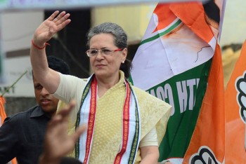 Sonia Gandhi turns 74, leaders across party lines extend birthday wishes
